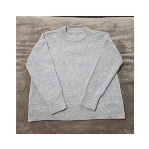 Beautiful grey Wool blend sweater from the A New Day by Target 🤍